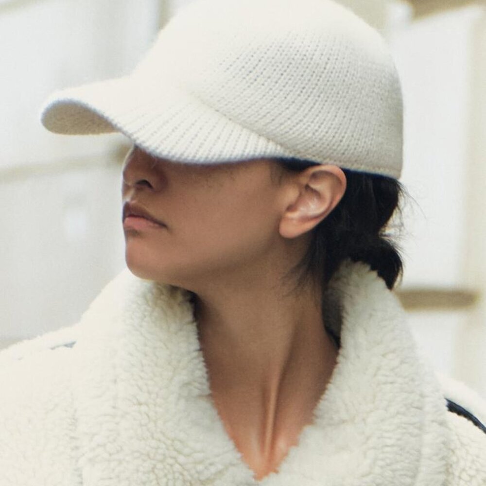 NWT ZARA KNIT CAP SIZE M